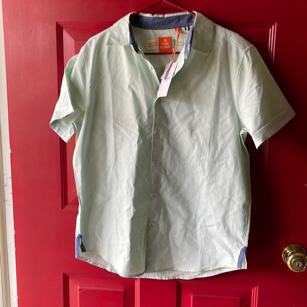 Free planet shirt